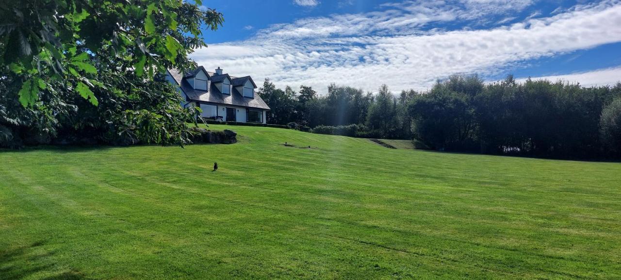 Misty Bay - Kenmare Hotel Exterior photo